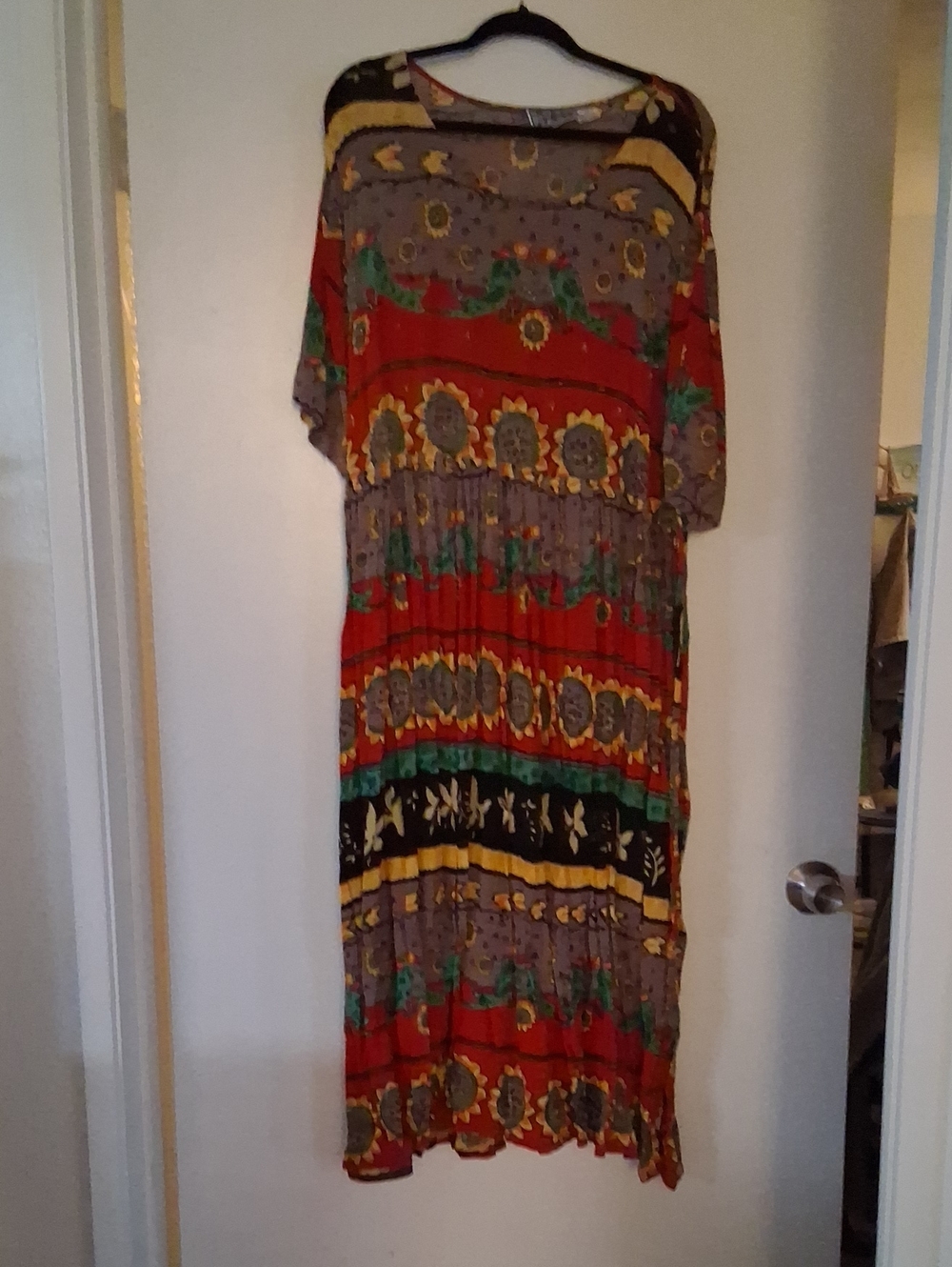 Floral Maxi Dress in Red Multicolor